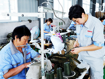 拓野生產(chǎn)車間